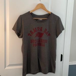 Women’s NFL Tampa Bay Buccaneers T-shirt